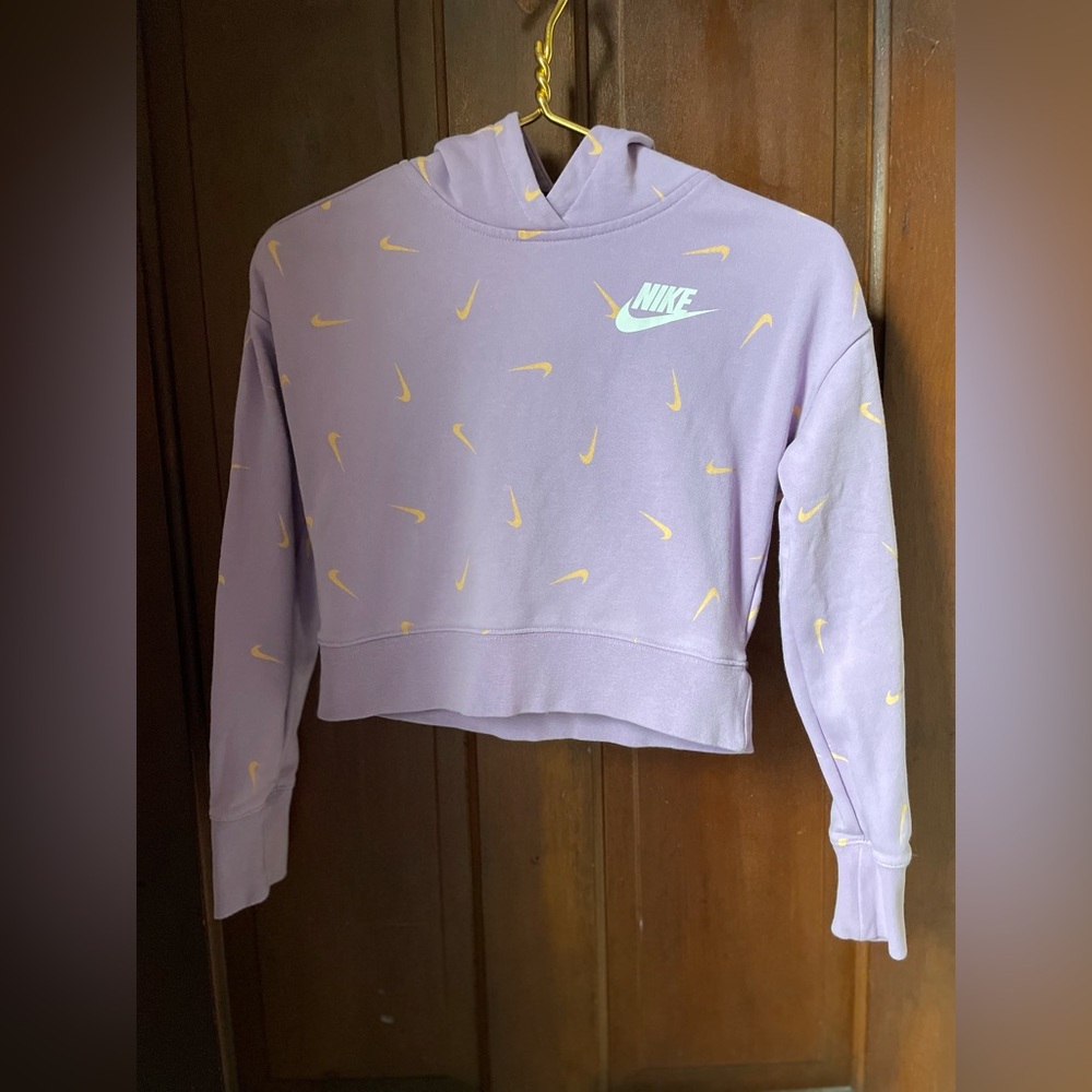 Nike girls large purple standard fit cropped hoodie
